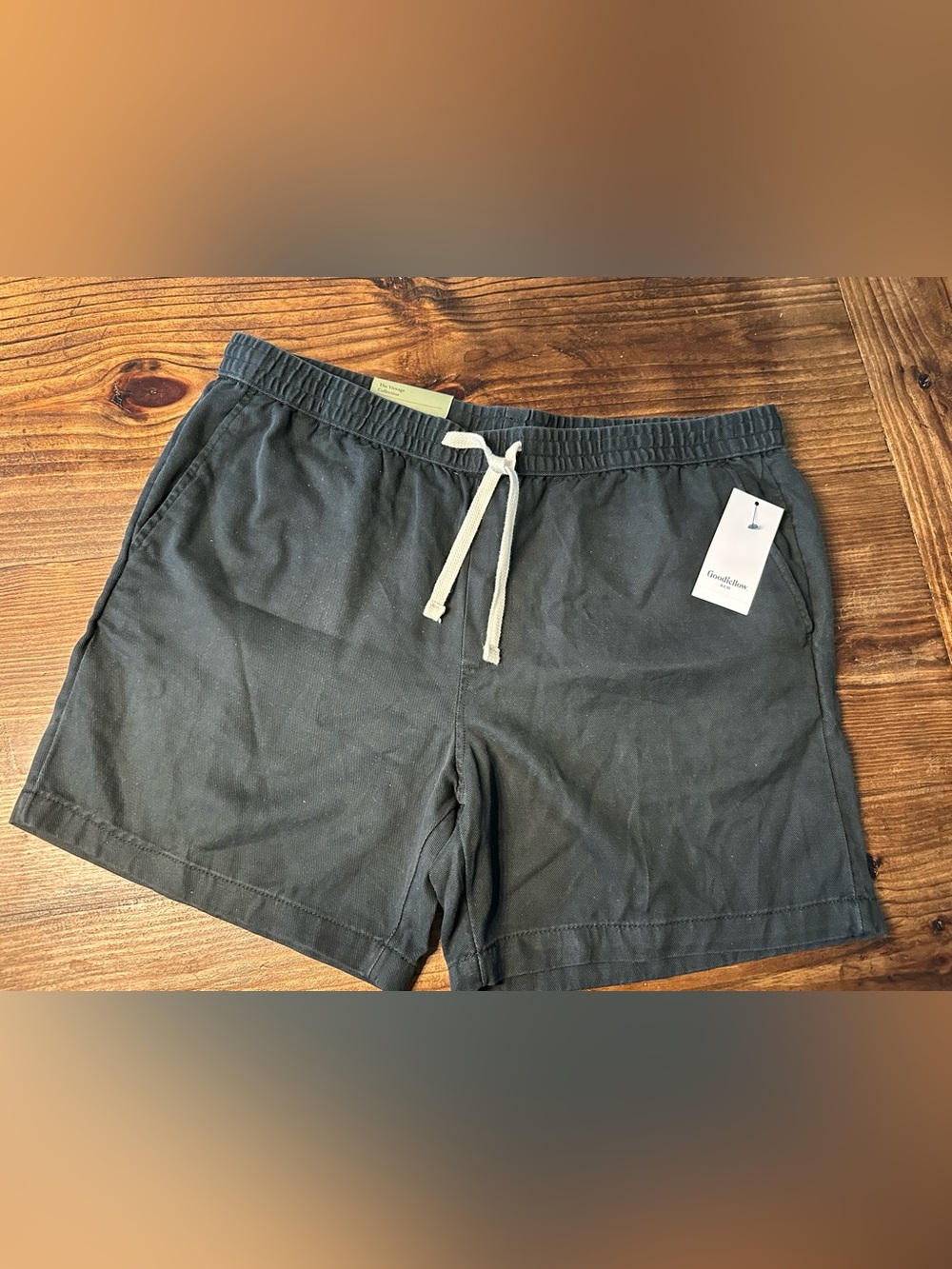 NWT Men’s Goodfellow pull on shorts
